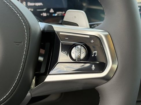 New 2026 BMW 740i 740i w/ Premium Package image 21