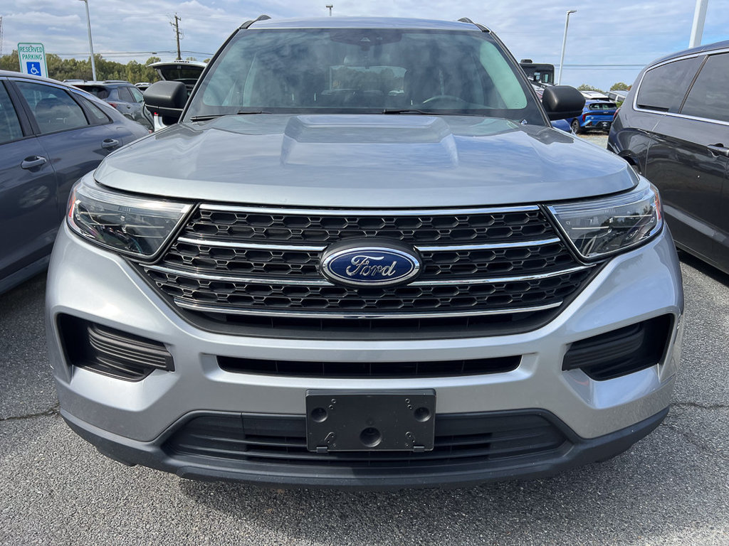 Used 2022 Ford Explorer XLT AWD/4WD image 10