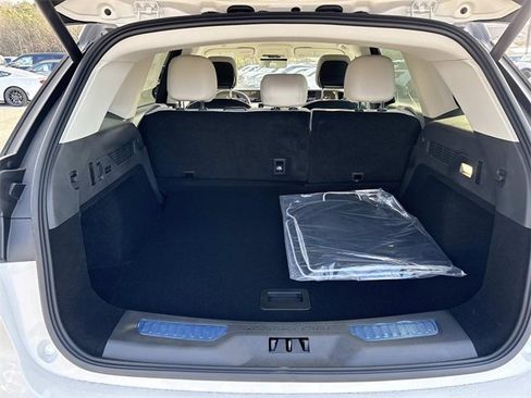 New 2026 Lincoln Nautilus Premier image 12