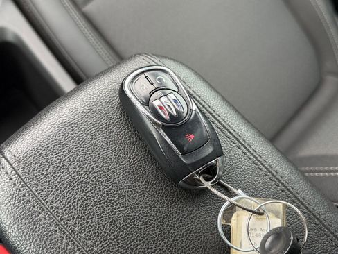 Used 2025 Buick Encore GX Preferred FWD image 21