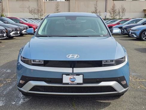 New 2026 Hyundai Ioniq 5 SEL AWD/4WD image 2