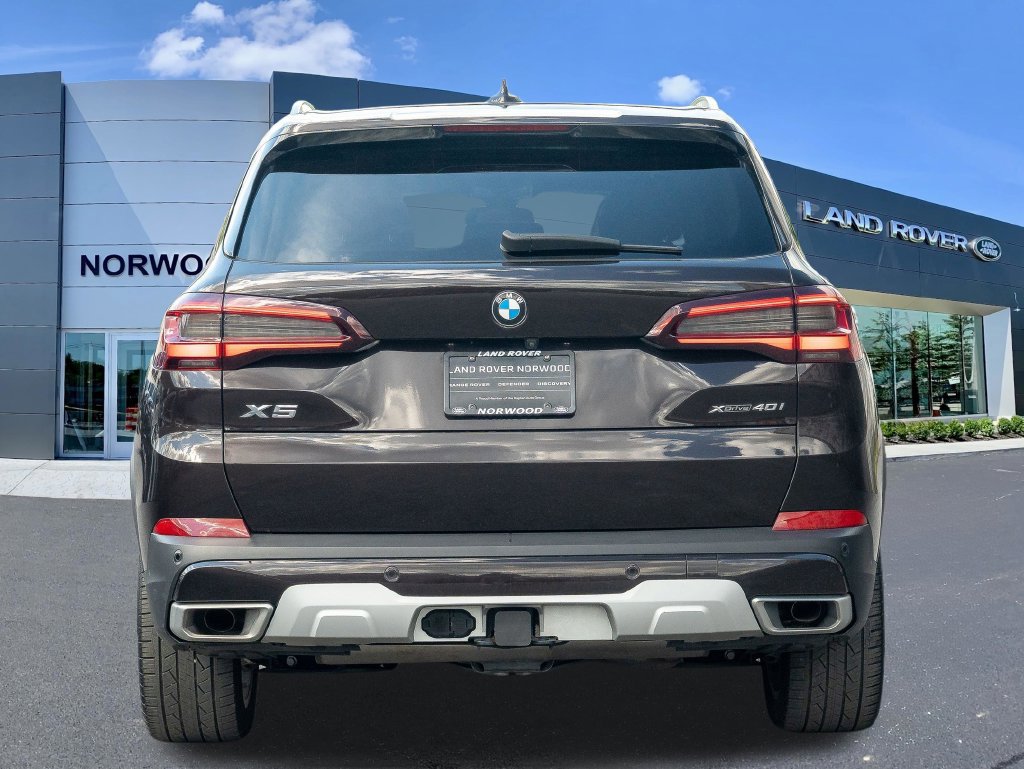 Used 2022 BMW X5 xDrive40i w/ Premium Package AWD/4WD image 5