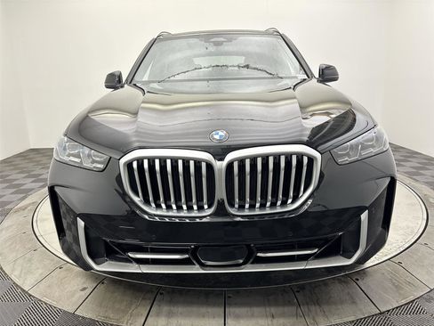 New 2026 BMW X5 xDrive40i w/ Climate Comfort Package image 14