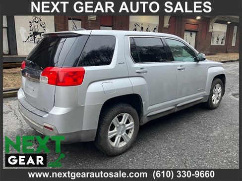 Used 2015 GMC Terrain SLE image 4