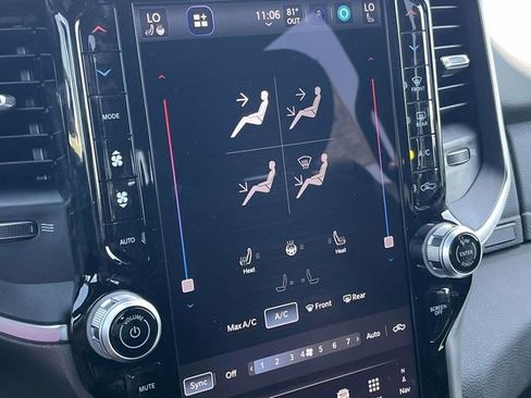 New 2026 RAM 1500 4x4 Crew Cab image 23