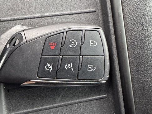 Used 2023 Chevrolet Tahoe LT image 9