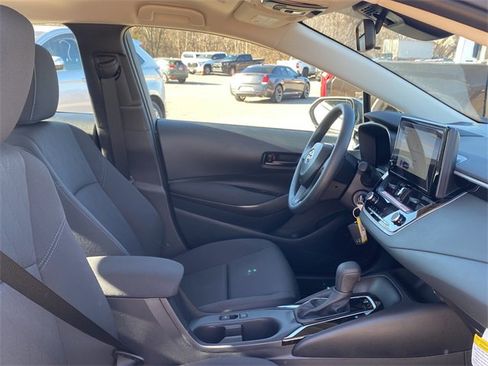 Used 2026 Toyota Corolla LE image 11