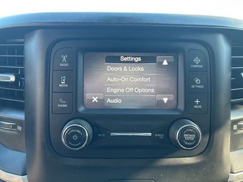 Used 2020 RAM 1500 Big Horn image 24