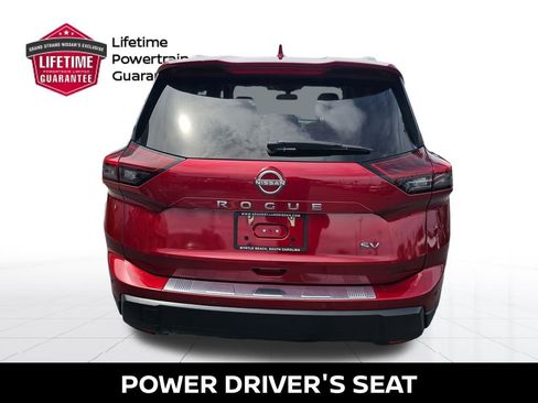 Used 2024 Nissan Rogue SV w/ SV Premium Package FWD image 9