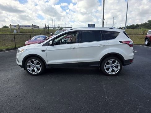 Used 2017 Ford Escape Titanium w/ Equipment Group 301A FWD image 8