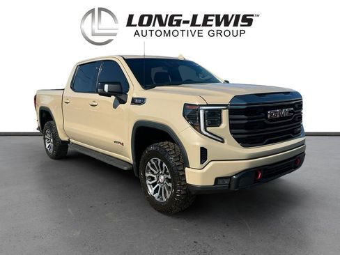 Used 2022 GMC Sierra 1500 AT4 w/ AT4 Preferred Package image 10