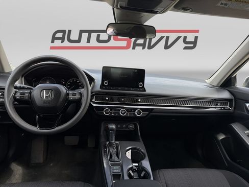 Used 2025 Honda Civic LX image 17