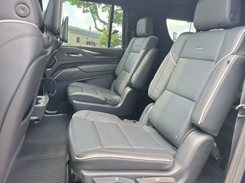 Certified 2023 Cadillac Escalade ESV Premium Luxury w/ LPO, Radiant Package AWD/4WD image 27