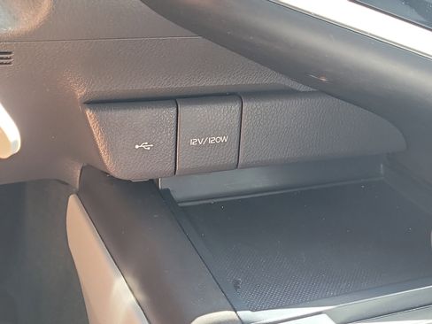 Used 2022 Toyota Camry LE FWD image 24