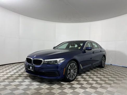 Used 2019 BMW 530i xDrive image 3