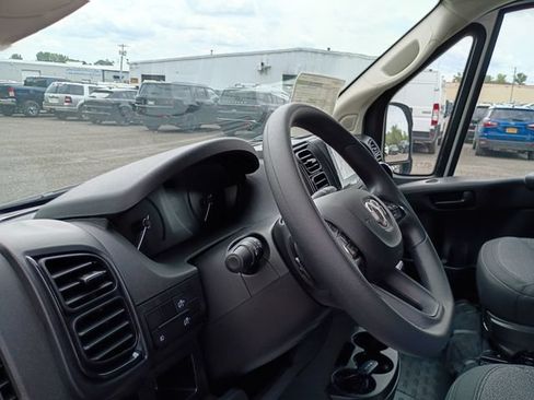 New 2026 RAM ProMaster 2500 w/ Convenience Group FWD image 10
