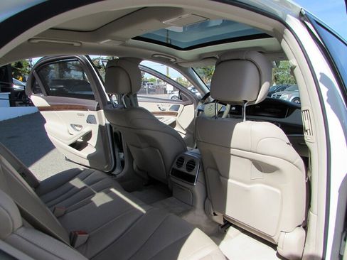 Used 2015 Mercedes-Benz S 550 Sedan image 27