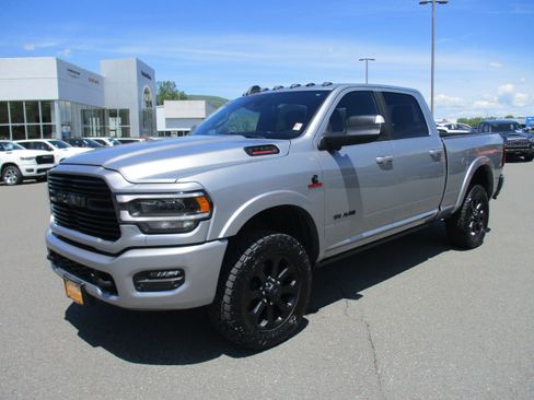 Used 2021 RAM 2500 Laramie AWD/4WD image 1