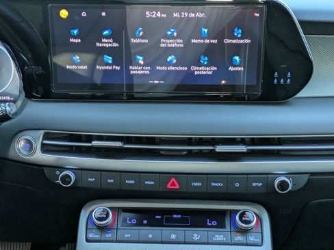 Used 2023 Hyundai Palisade SEL w/ Premium Package FWD image 16