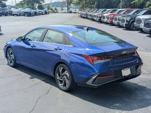 Used 2024 Hyundai Elantra Limited FWD image 5