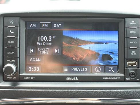Used 2019 Dodge Grand Caravan SXT FWD image 24