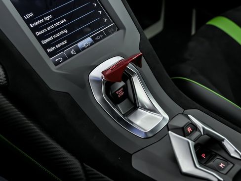 Used 2022 Lamborghini Huracan STO image 36