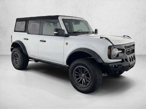 Used 2022 Ford Bronco Badlands AWD/4WD image 3