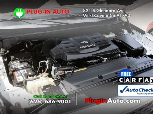 Used 2019 Nissan Titan SV w/ SV Convenience Package image 13