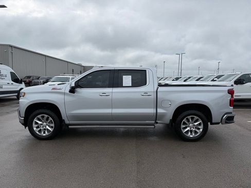 Used 2022 Chevrolet Silverado 1500 LTZ w/ LTZ Premium Package AWD/4WD image 39