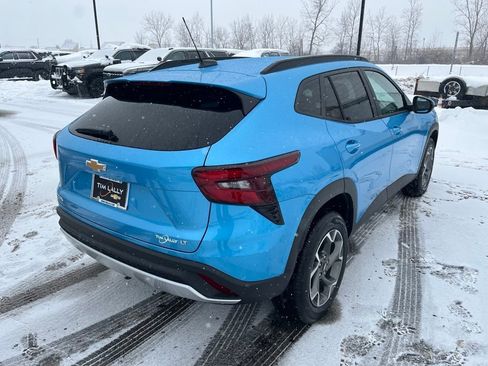 New 2026 Chevrolet Trax LT w/ LT Convenience Package image 7