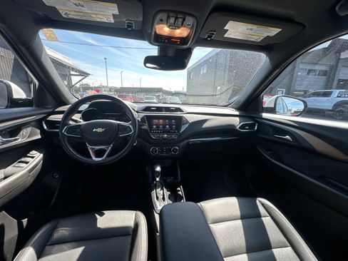 Used 2021 Chevrolet TrailBlazer ACTIV w/ Sun and Liftgate Package AWD/4WD image 30