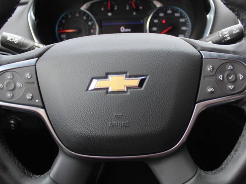 Used 2023 Chevrolet Traverse LT AWD/4WD image 13