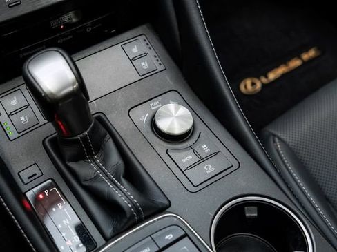 Used 2021 Lexus RC 350 image 51