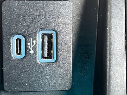 Used 2021 Ford F150 Raptor w/ Equipment Group 801A High image 6