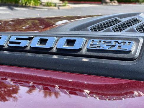 Used 2021 RAM 1500 Laramie w/ Sport Appearance Package AWD/4WD image 32