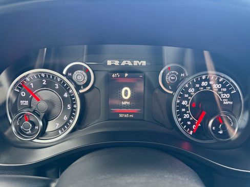 Used 2019 RAM 1500 Big Horn AWD/4WD image 16