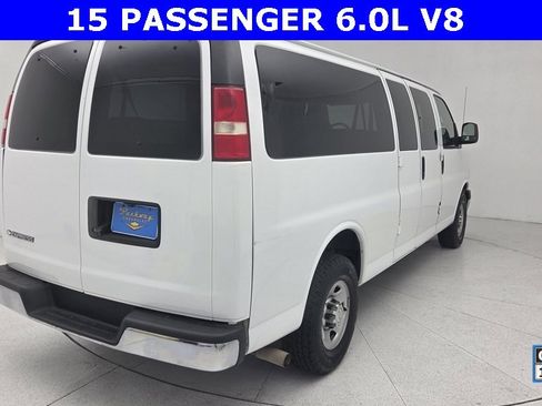 Used 2018 Chevrolet Express 3500 LT w/ LT Preferred Equipment Group image 5