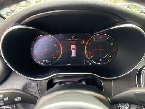 Used 2022 Mercedes-Benz GLC 300 image 12
