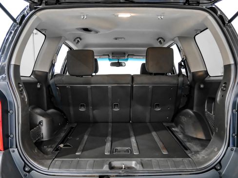 Used 2015 Nissan Xterra PRO-4X AWD/4WD image 50