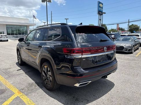 Used 2026 Volkswagen Atlas SE AWD/4WD image 5