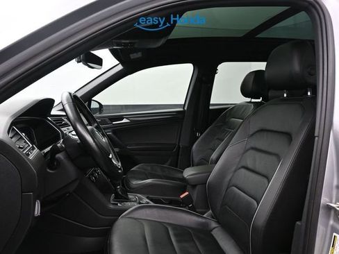 Used 2019 Volkswagen Tiguan SEL Premium image 14