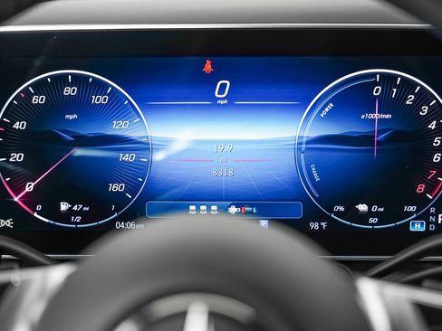 Certified 2025 Mercedes-Benz GLC 350e 4MATIC image 16
