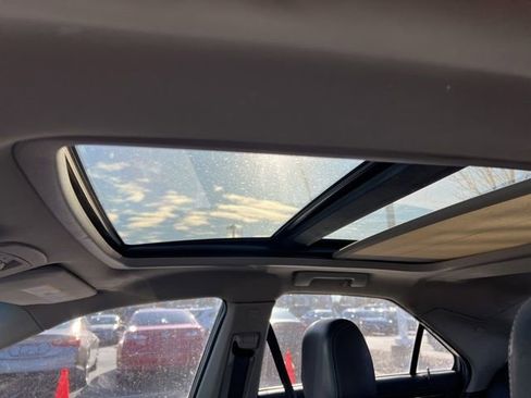 Used 2012 Cadillac CTS Luxury image 23