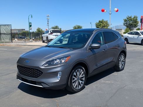 Used 2021 Ford Escape Titanium AWD/4WD image 10