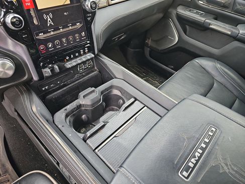 Used 2019 RAM 1500 Limited AWD/4WD image 22