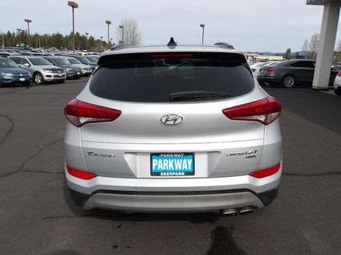 Used 2017 Hyundai Tucson Limited w/ Limited Ultimate Package 03 image 4