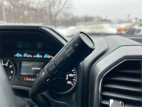 Used 2019 Ford F150 XLT w/ Equipment Group 302A Luxury image 16