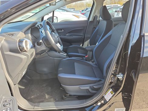 New 2025 Nissan Versa SV w/ Trunk Package image 10