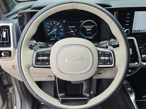 Certified 2022 Kia Sorento SX Prestige AWD/4WD image 30