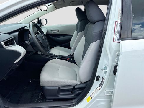 Used 2021 Toyota Corolla LE FWD image 19